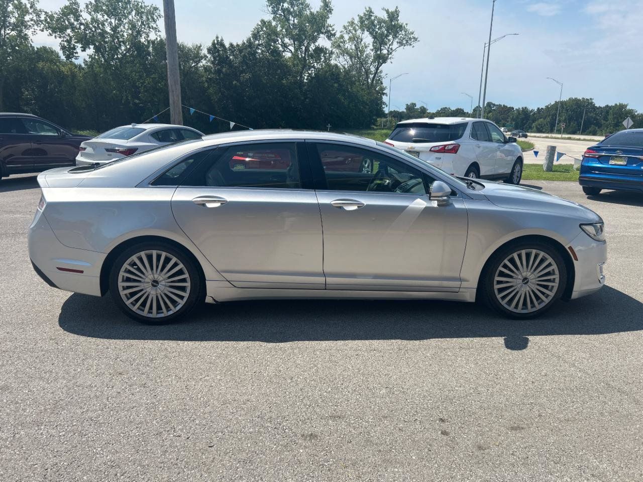 Used 2017 Lincoln MKZ Reserve w/ Climate Package AWD/4WD image 4