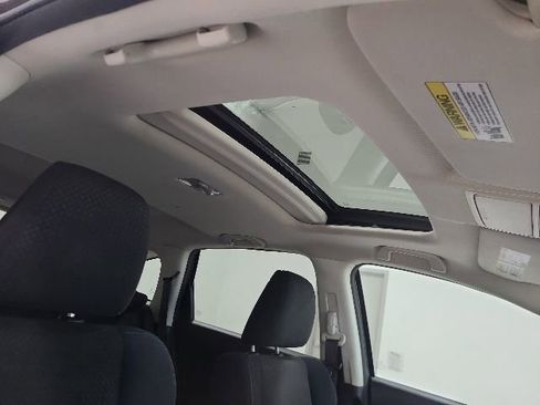 Used 2015 Honda CR-V EX image 8