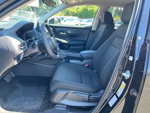 New 2027 Honda HR-V LX image 16