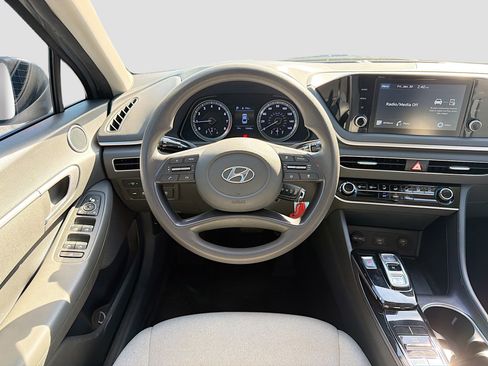 Used 2021 Hyundai Sonata SE image 16