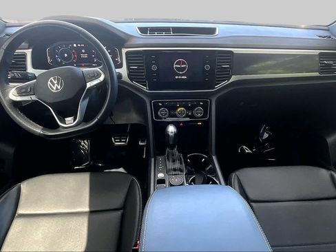 Certified 2023 Volkswagen Atlas Cross Sport SEL R-Line AWD/4WD image 16