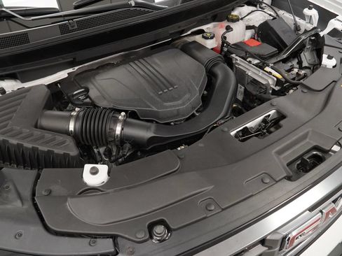 Certified 2024 GMC Acadia AT4 w/ Super Cruise Package AWD/4WD image 44