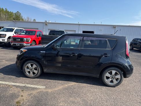 Used 2019 Kia Soul image 4