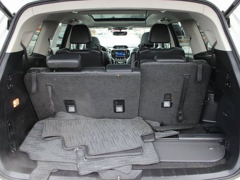 Used 2019 Subaru Ascent Limited image 26