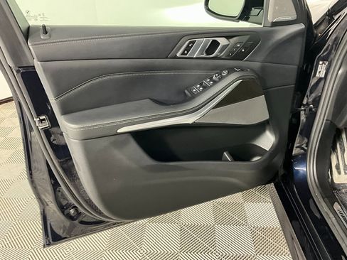 Used 2022 BMW X5 M50i w/ Executive Package image 18