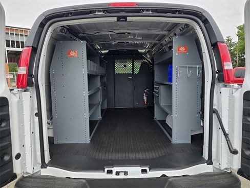 New 2025 Chevrolet Express 2500 w/ Communications Package image 7