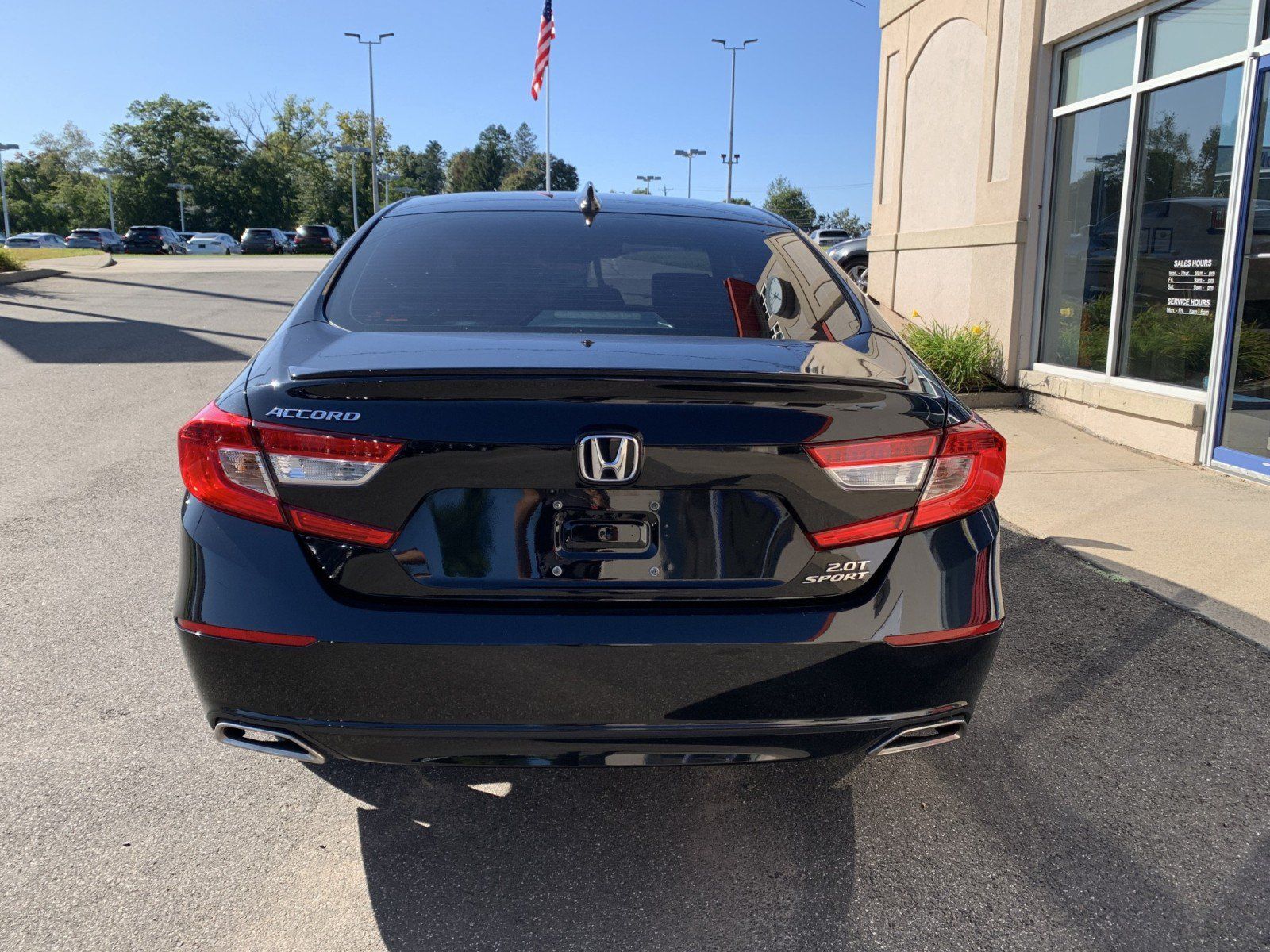 Used 2022 Honda Accord Sport image 6