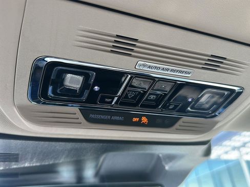 Used 2023 Lincoln Corsair FWD w/ Equipment Group 102A image 19