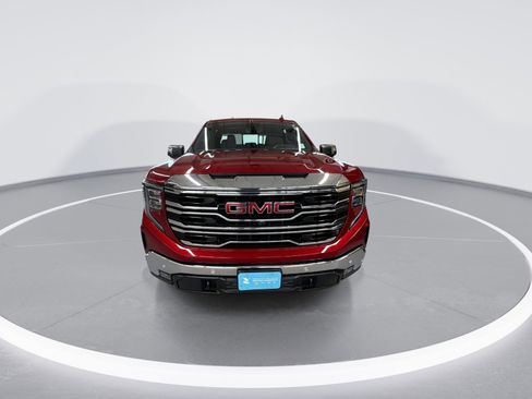 Used 2024 GMC Sierra 1500 SLT w/ SLT Premium Plus Package image 3