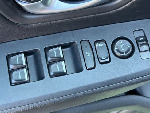 Used 2025 Honda Pilot EX-L image 15