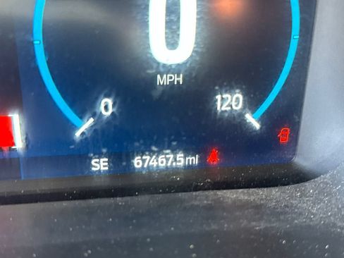 Used 2022 Ford F150 Lariat AWD/4WD image 22