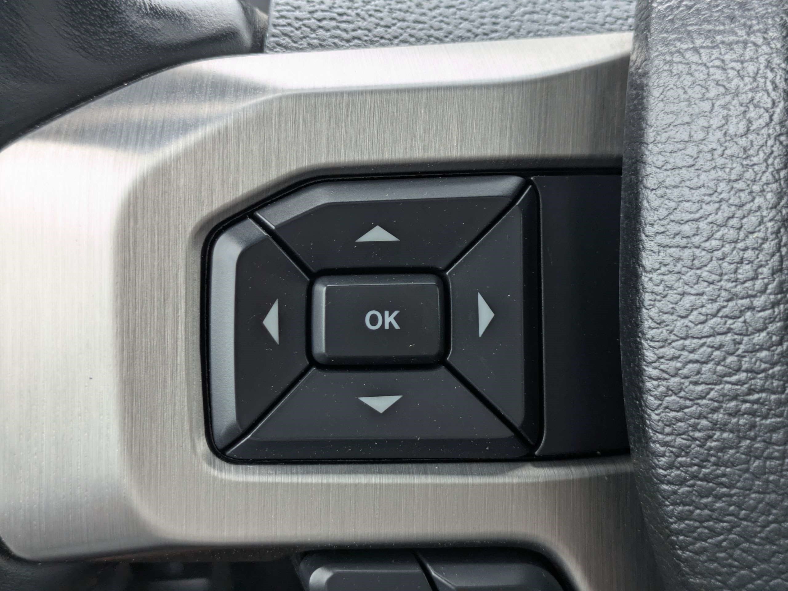 Used 2021 Ford F350 Platinum AWD/4WD image 28
