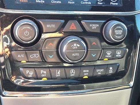 Used 2019 Jeep Grand Cherokee High Altitude image 21