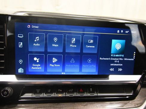 Used 2024 Chevrolet Silverado 2500 LTZ w/ LTZ Plus Package image 23