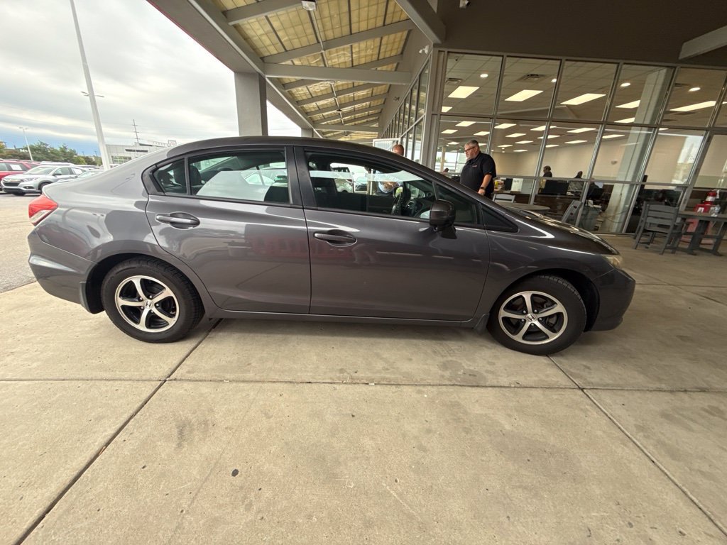 Used 2015 Honda Civic SE image 2