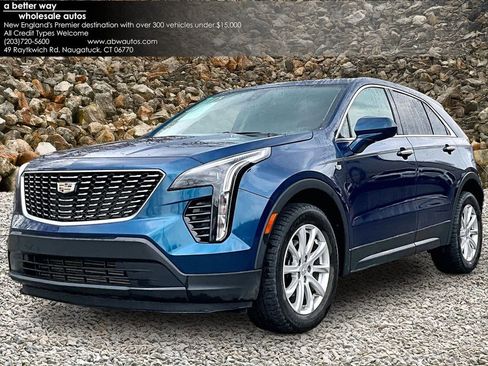 Used 2019 Cadillac XT4 Luxury w/ Trailering Package image 1
