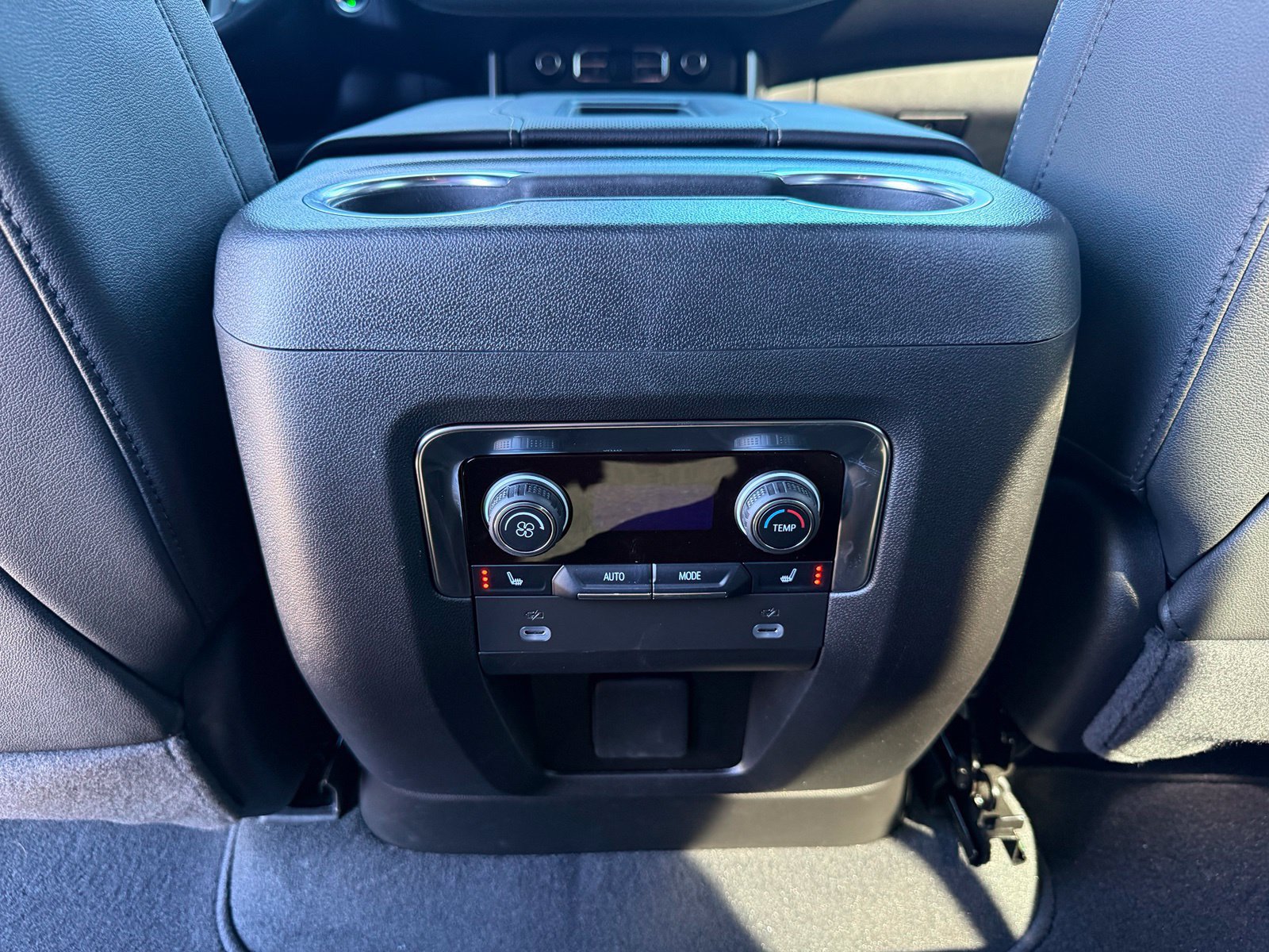 Certified 2024 Chevrolet Tahoe Premier AWD/4WD image 36