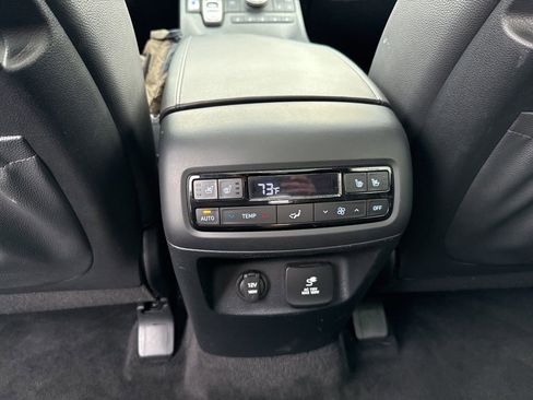 Used 2024 Hyundai Palisade Limited image 23