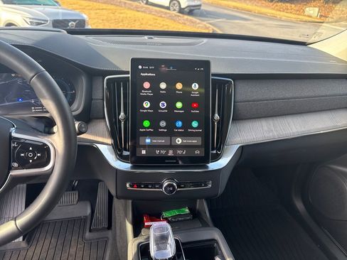 Certified 2025 Volvo XC90 T8 Ultra w/ Protection Package Premier image 21