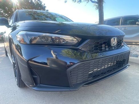 Used 2025 Honda Civic Si image 9