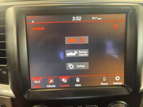 Used 2018 RAM 1500 Big Horn AWD/4WD image 26