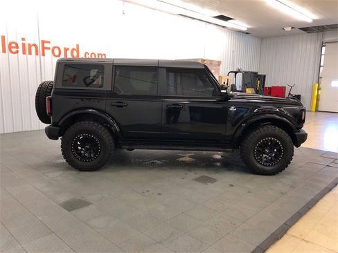 Used 2023 Ford Bronco Outer Banks image 13