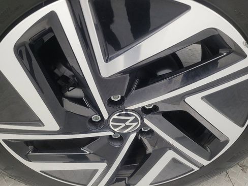 Used 2024 Volkswagen Jetta SEL image 31