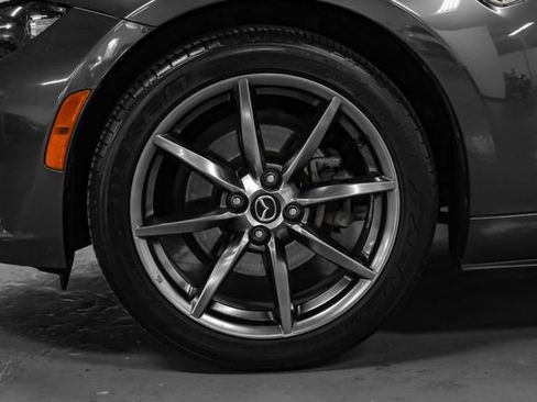 Used 2017 MAZDA MX-5 Miata RF Grand Touring image 50