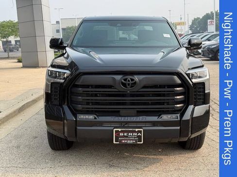 Used 2025 Toyota Tundra Limited AWD/4WD image 8