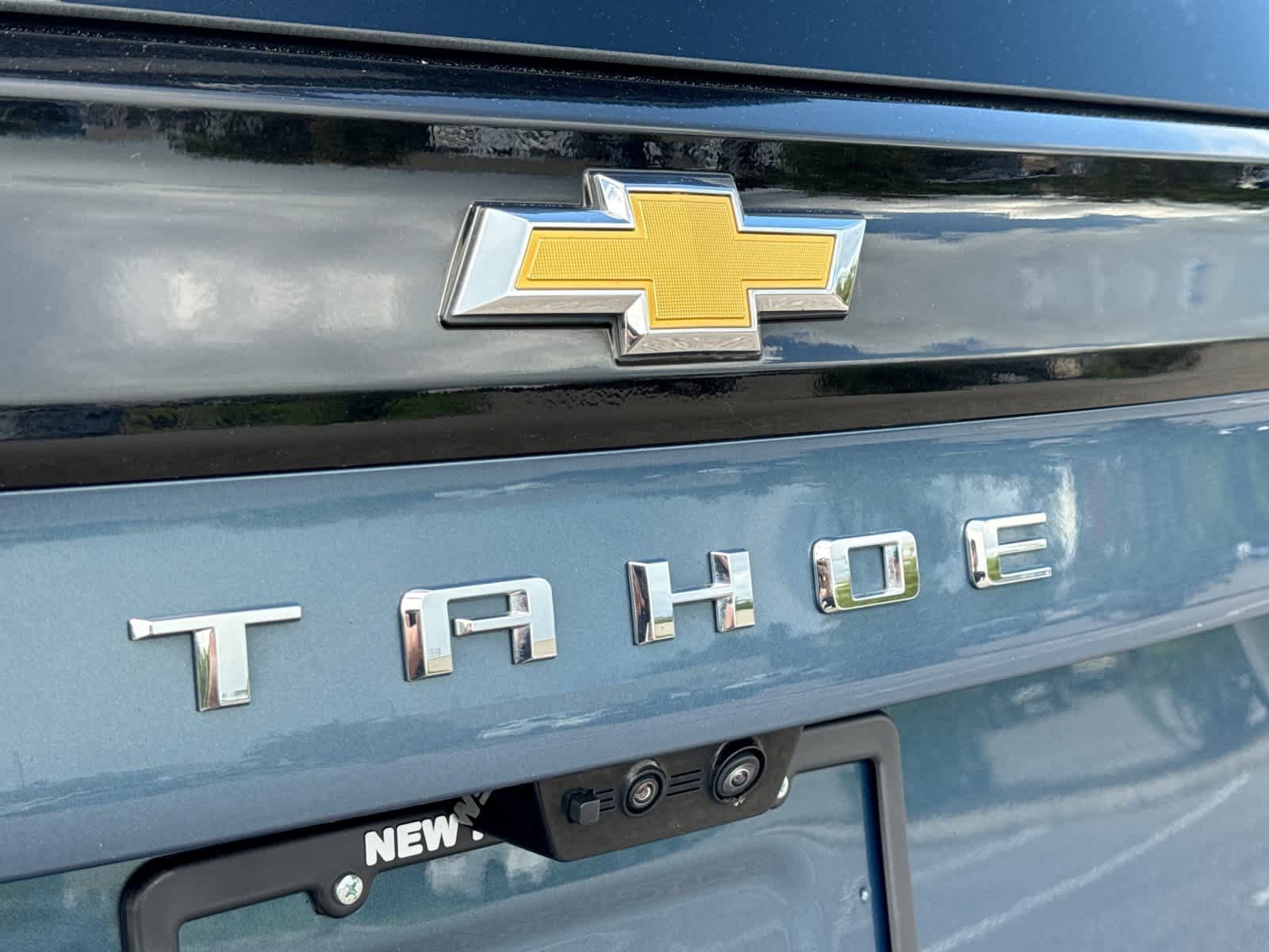 Used 2025 Chevrolet Tahoe High Country AWD/4WD image 19