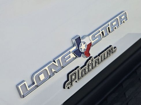 New 2026 RAM 3500 Big Horn AWD/4WD image 15