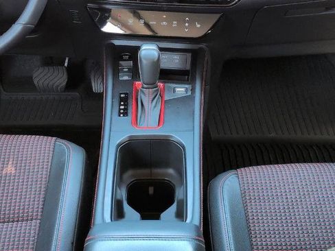 Certified 2025 Nissan Kicks SR w/ SR Premium Package FWD image 19