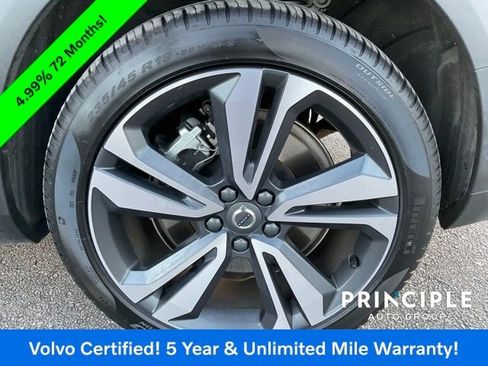 Certified 2025 Volvo V60 B5 Cross Country Plus image 12
