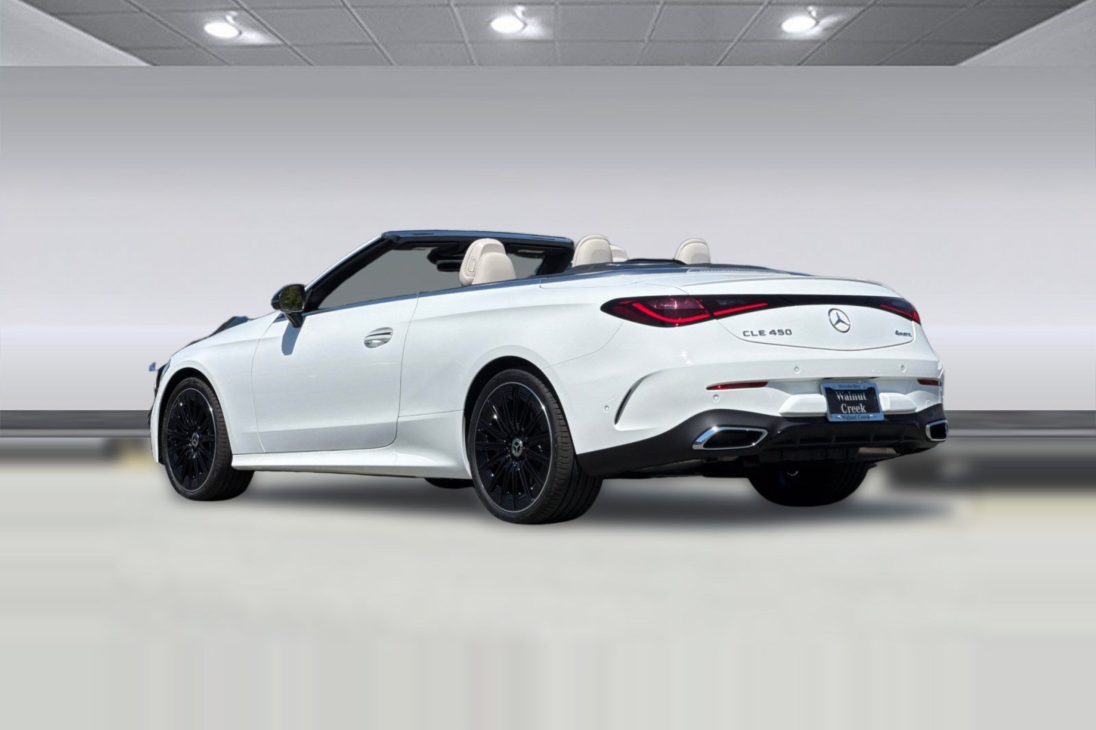 New 2027 Mercedes-Benz CLE 450 4MATIC Cabriolet image 3