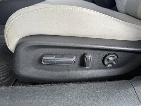 Used 2018 Honda Accord EX image 19