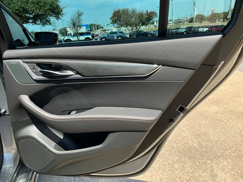 Used 2025 Cadillac CT5 V w/ Technology Package RWD image 19