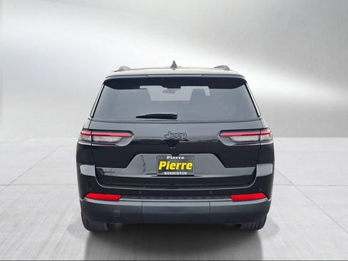 New 2025 Jeep Grand Cherokee L Altitude image 5