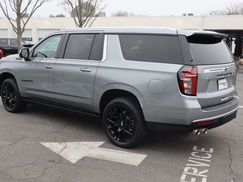 Certified 2024 Chevrolet Suburban High Country image 8