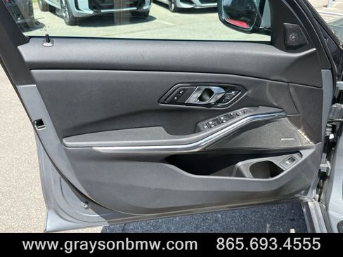 Used 2024 BMW 330i xDrive Sedan w/ Premium Package AWD/4WD image 14