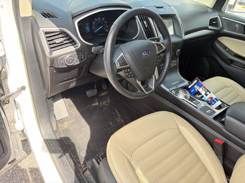 Used 2019 Ford Edge SEL w/ Equipment Group 201A FWD image 17