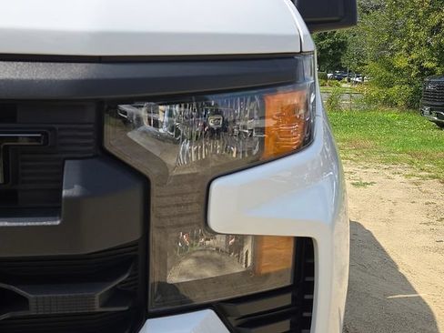 Used 2023 Chevrolet Silverado 1500 Custom AWD/4WD image 26