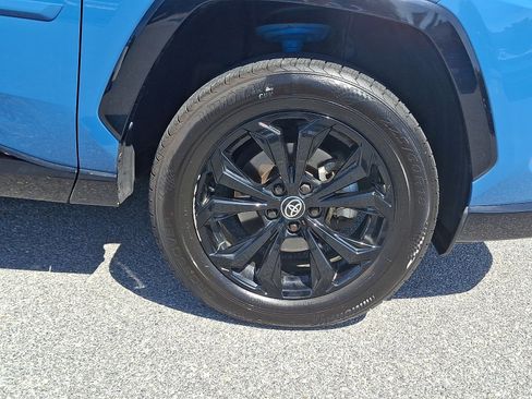 Used 2022 Toyota RAV4 XSE w/ XSE Grade Weather Package AWD/4WD image 8