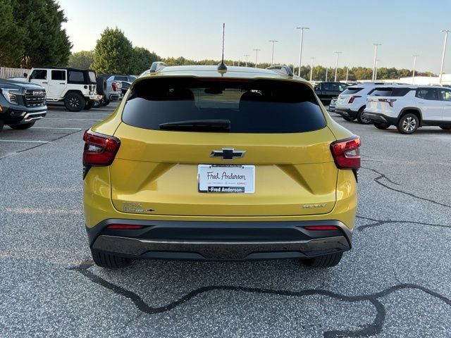 Used 2024 Chevrolet Trax ACTIV w/ Sunroof Package FWD image 23