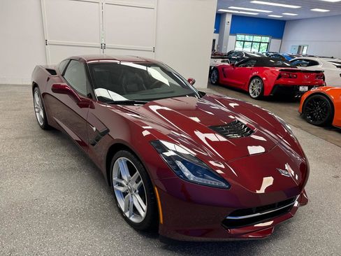 Used 2019 Chevrolet Corvette Stingray Coupe w/ 1LT RWD image 33