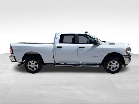 Used 2024 RAM 2500 Big Horn AWD/4WD image 9