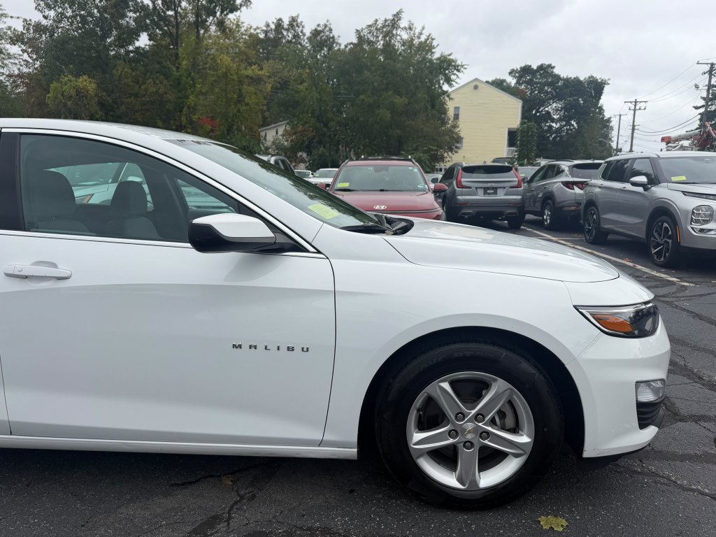 Used 2024 Chevrolet Malibu LT FWD image 21