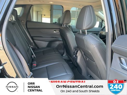 New 2025 Nissan Murano SL image 12