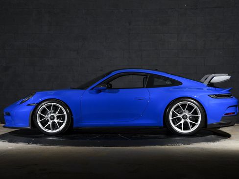 Used 2022 Porsche 911 GT3 RWD image 12