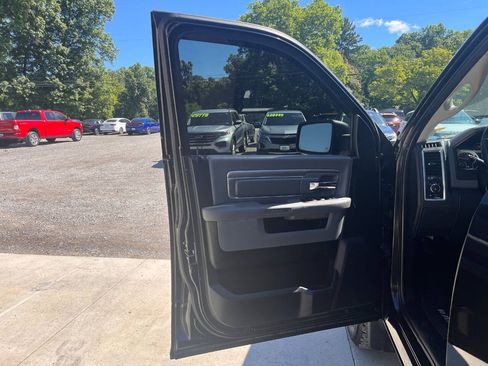 Used 2018 RAM 1500 Big Horn AWD/4WD image 23
