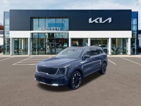 Certified 2025 Kia Sorento SX image 1